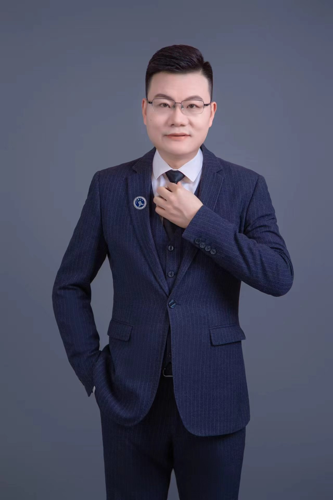 王亮：律所主任